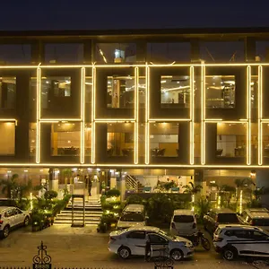 Park Tree Igi Airport A Unit Of Prithvi Palace With Free Airport Transsfer Hotel